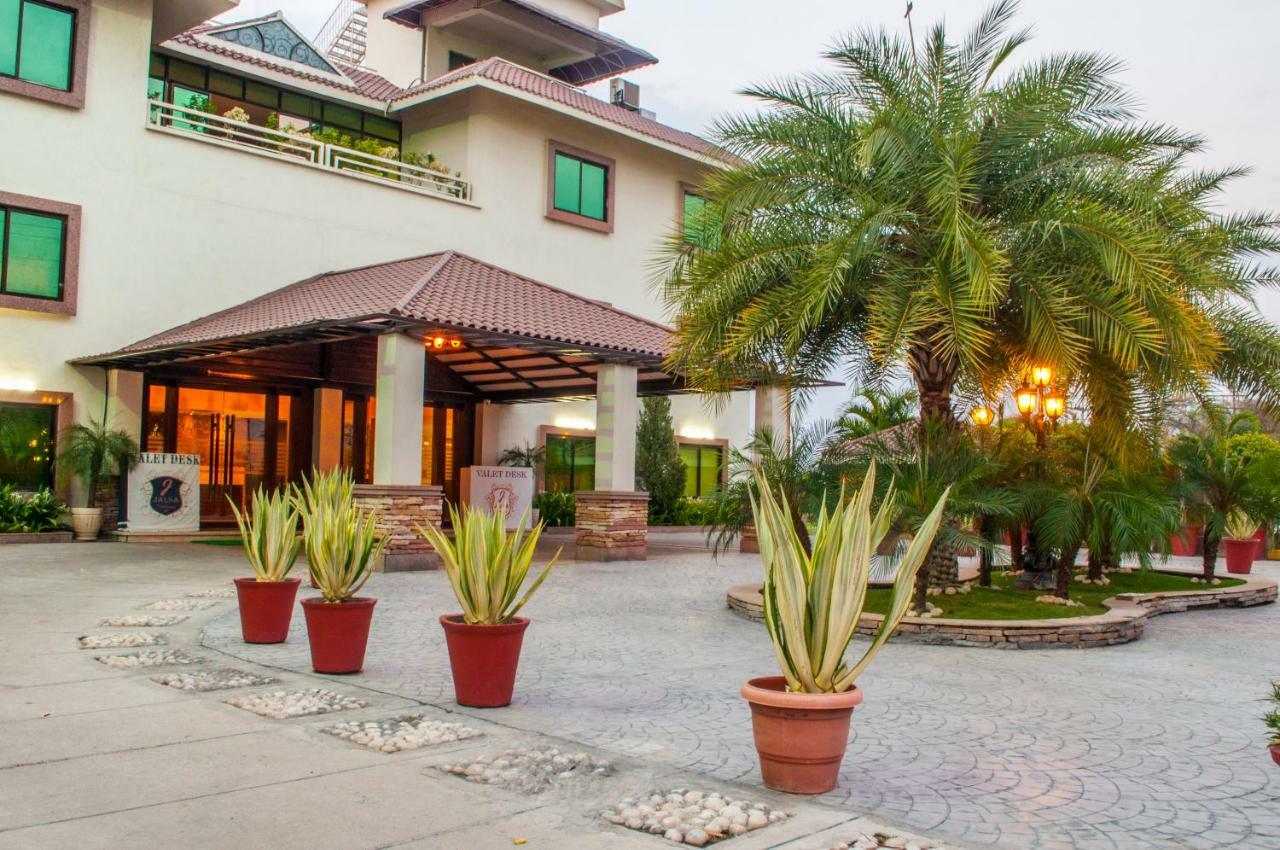Jalsa Resort Індаур Екстер'єр фото