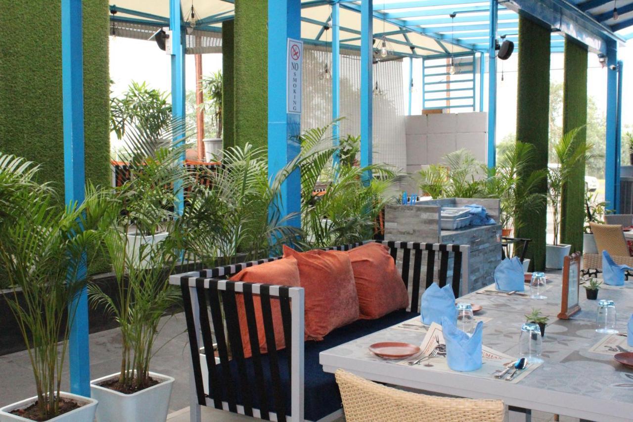 Jalsa Resort Індаур Екстер'єр фото